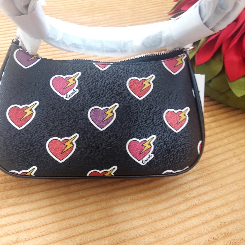 Coach Teri Shoulder Bag Black with Heart Bolt Print. NWT - Picture 4 of 16